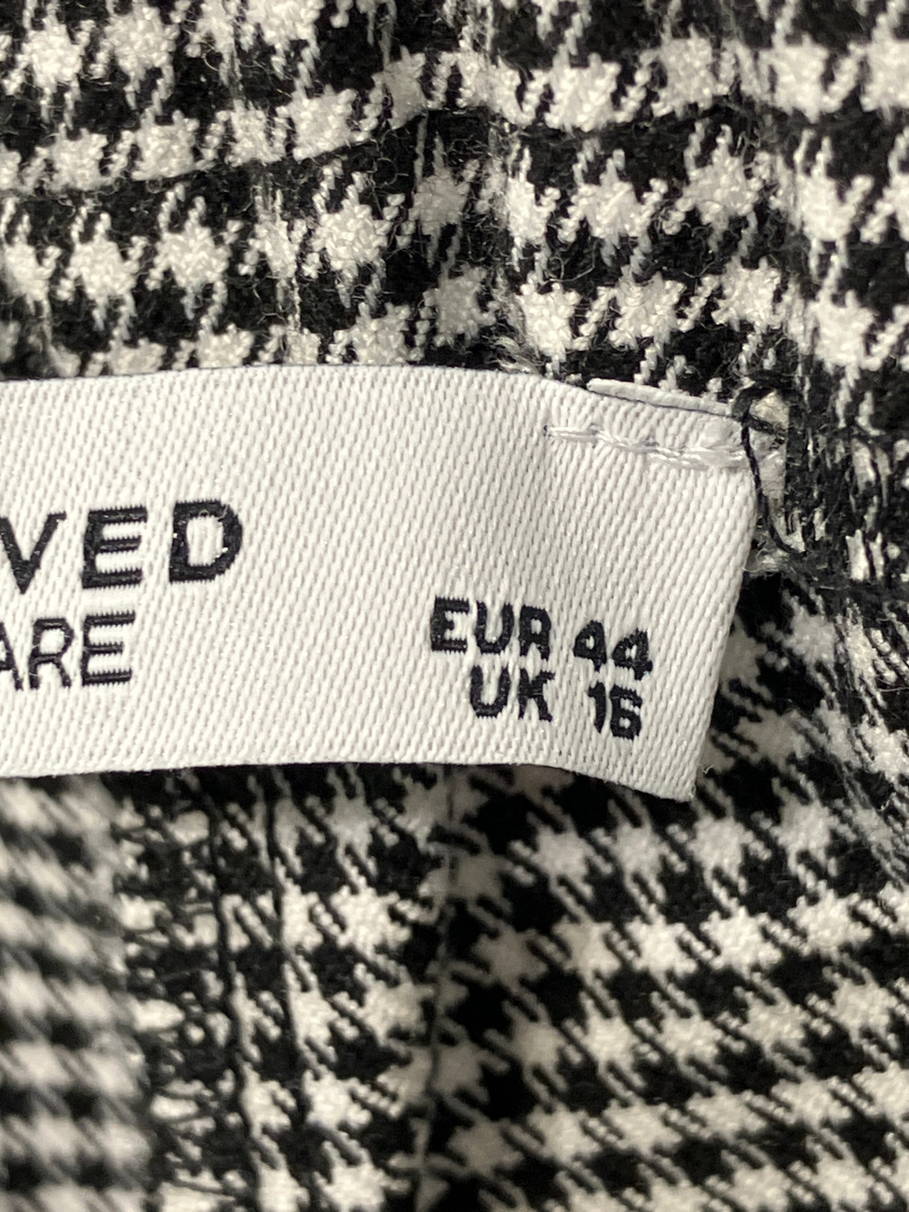 Reserved Bukser